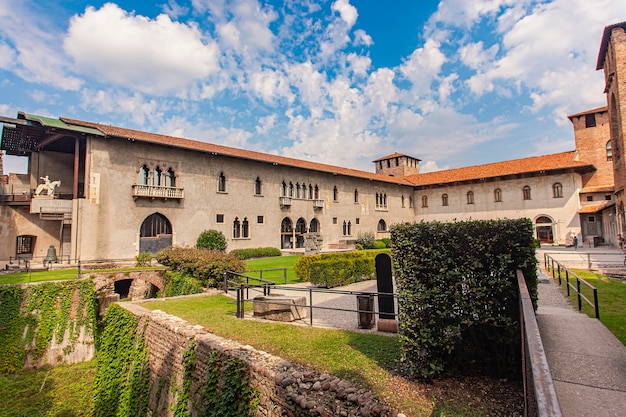 Castelvecchio in Verona; eine mittelalterliche Burg im Zentrum der italienischen Stadt