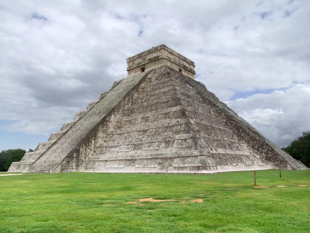 El Castillo en Chichen Itza