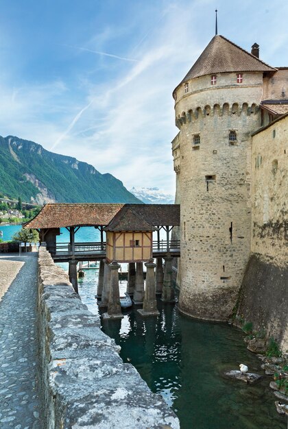 Castillo de Chillon en el lago de Ginebra