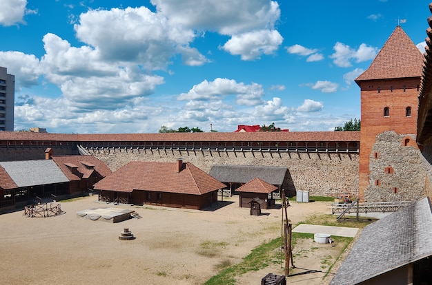 Castillo en la ciudad de Lida en Bielorrusia