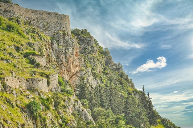 Castillo en la ciudad de Nafplio en Grecia