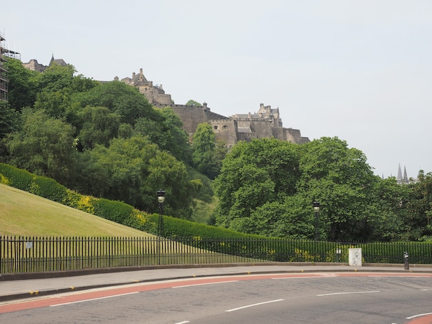 Castillo de Edimburgo en Escocia