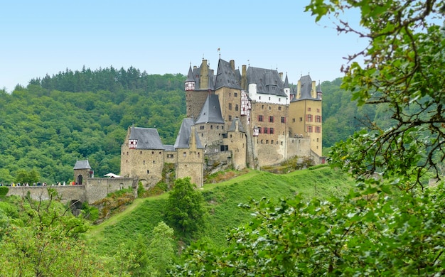Foto el castillo de eltz en alemania