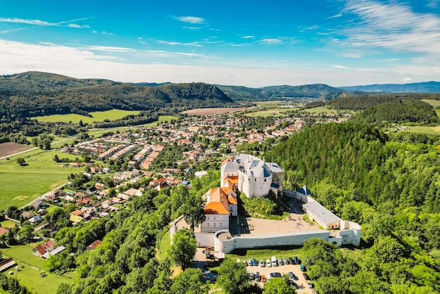 Castillo Lupciansky Slovenska Lupca cerca de Banska Bystrica Eslovaquia Eslovaquia castillo