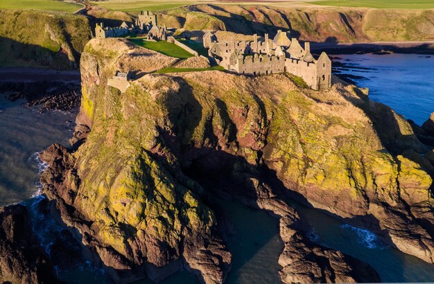 Castillo medieval de Dunnottar situado en la costa este de Escocia