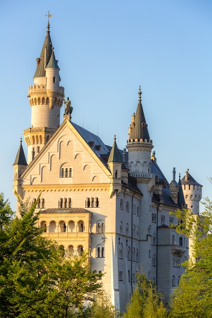 Castillo de Neuschwanstein al atardecer