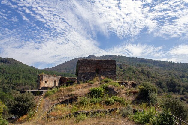 Castillo de Os Novais Siglo X Arruinado