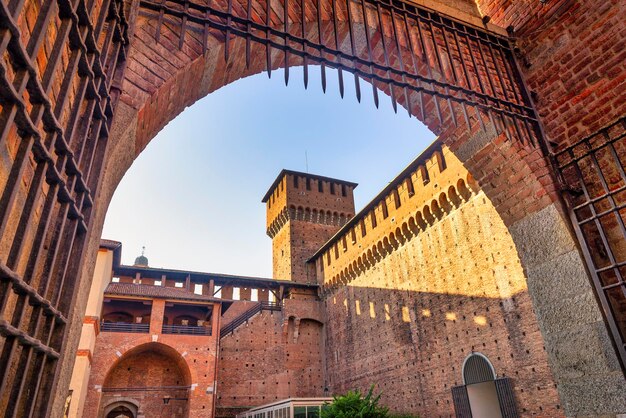 Foto el castillo de sforzesco de cerca