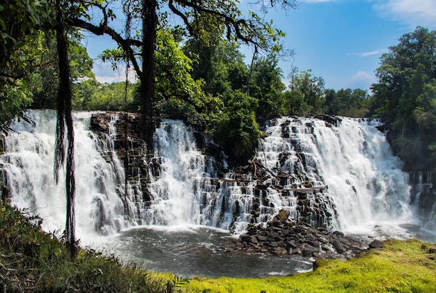 Cataratas de Kabwelume en la provincia norteña de Zambia