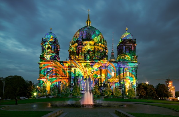 Catedral de berlín en la noche