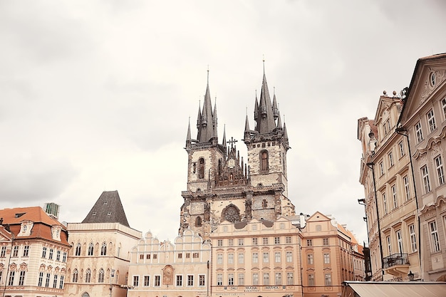 Catedral católica paisagem Praga/vista da igreja na república checa, paisagem turística urbana em Praga