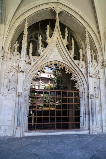 Catedral de estilo gótico, toledo España