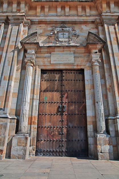 Catedral na Praça Bolívar em Bogotá, na Colômbia, América do Sul