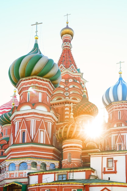 Catedral na praça vermelha à noite, moscou, rússia