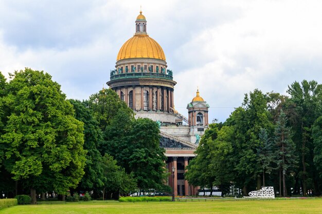 Catedral de San Isaac o Isaakievskiy Sobor en San Petersburgo Rusia