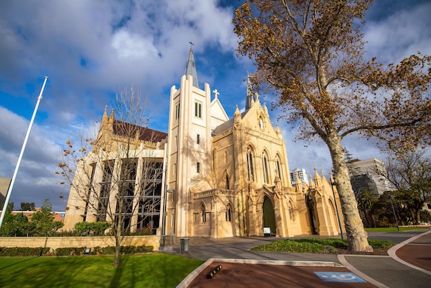 La Catedral de Santa María en el centro de Perth, Australia