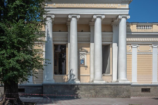 Catedral SpasoPreobrazhensky dañada por un misil ruso en Odessa Ucrania