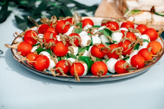 Catering en el parque de verano al aire libre