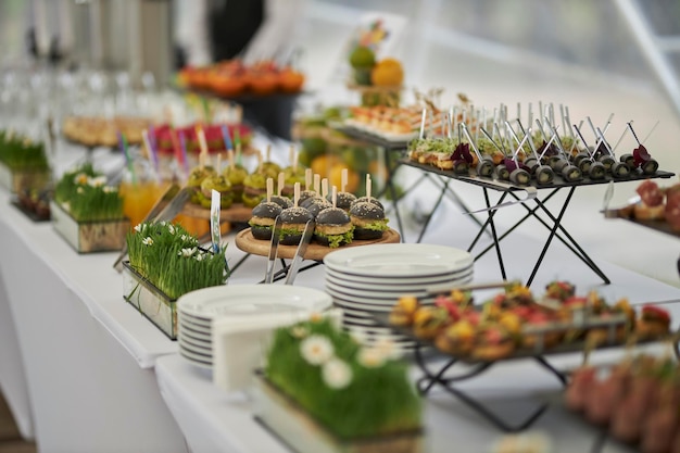 catering Viele Snacks an Ständen Leckeres Essen