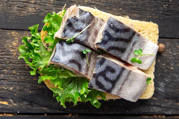 cavala peixe salgado marisco fresco refeição lanche na mesa cópia espaço comida