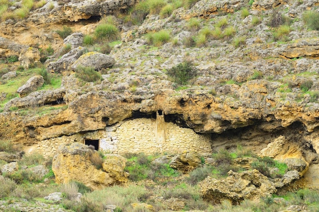 Foto caverna troglodita em villanueva de las torres, granada