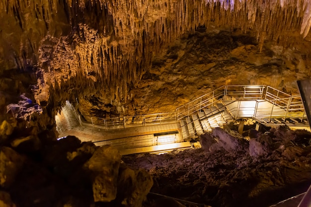 Cavernas Subterrâneas de Okinawa, Japão