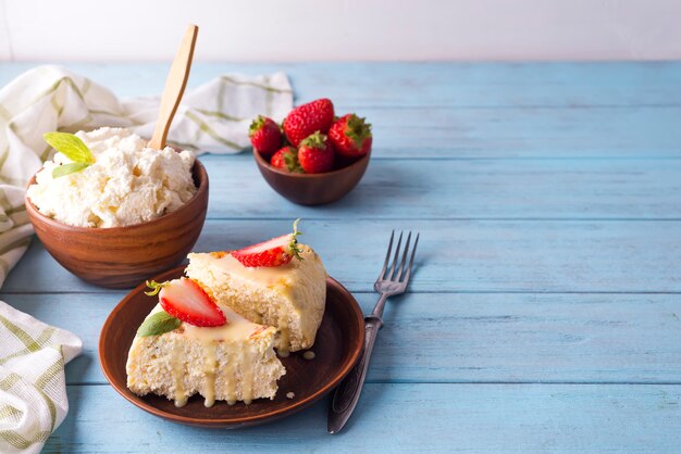 Cazuela De Requesón Con Fresas