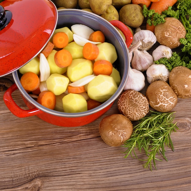 Cazuela con verduras orgánicas