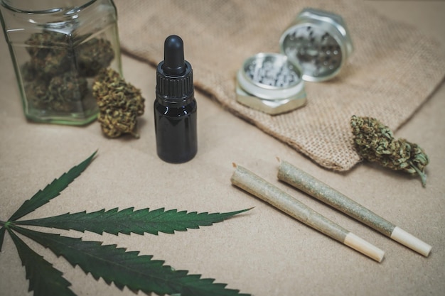 Cbd maconha medicinal e cânhamo deixa cannabis medicinal orgânico e cosmético natural à base de cânhamo e ser