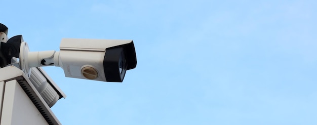 CCTV-Überwachungskamera auf einer Stange
