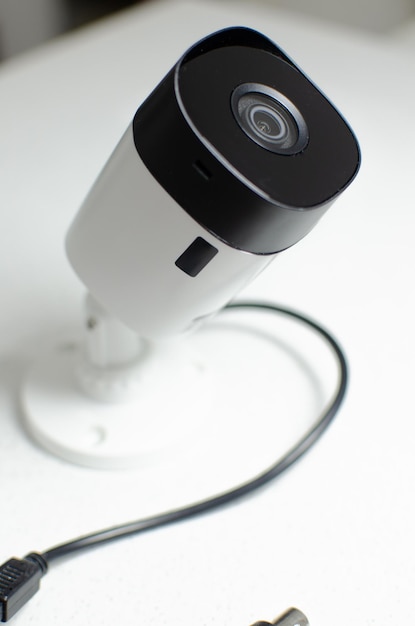 CCTV-Videokamera CFTV-Überwachungskamera weiße Kamera mit sicherem Stromkreis-Diebstahlschutz Überwachung.