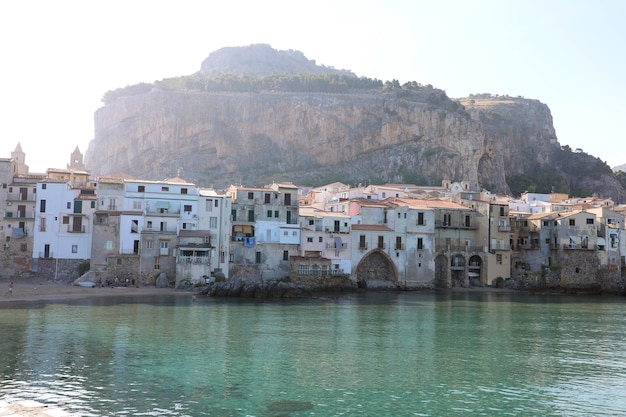 Cefalu, pueblo medieval cerca de Palermo, Sicilia, Italia