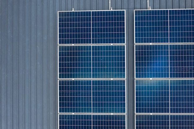 Foto células solares en el techo, ahorra energía.
