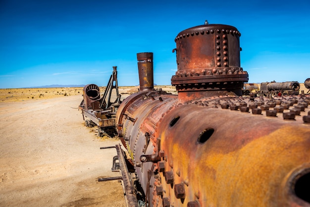 Cementerio de trenes abandonados, Uyuni, Bolivia