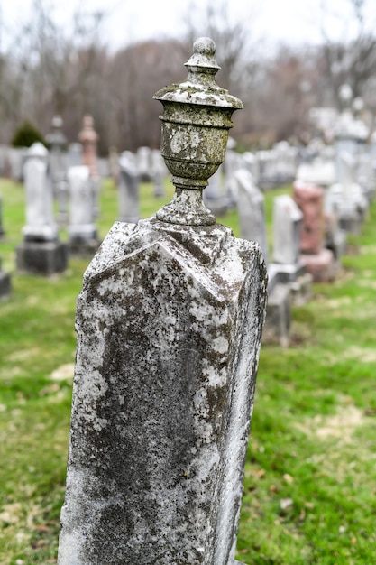 Cemitério vintage e lápides