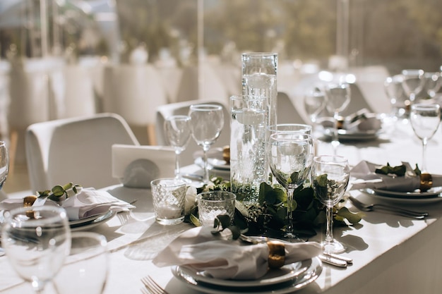 Cena servida en un restaurante Banquete de bodas