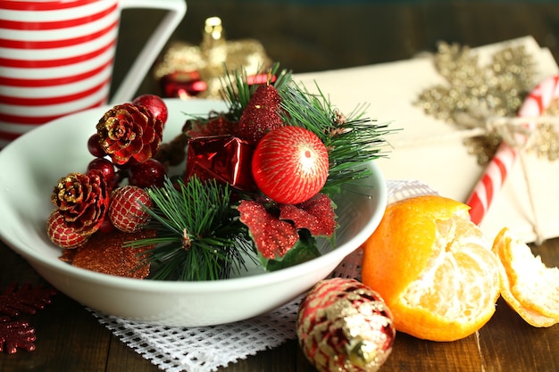 Cenário para o Natal, em fundo de madeira