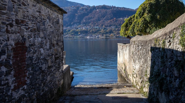 Foto cenas do lago orta itália europa