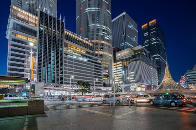 Central da cidade de Nagoya à noite em Nagoya, Japão