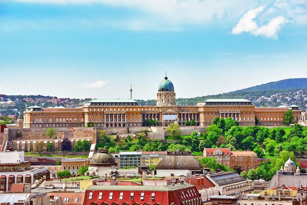 Centro de Budapest, Castillo Real de Budapest, Vista desde la Basílica de San Esteban, Hungría.