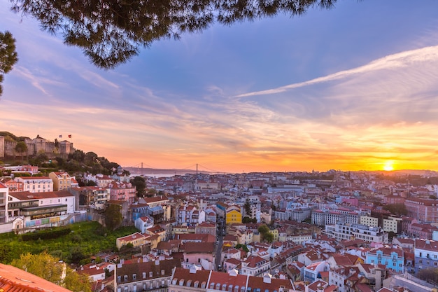 Centro Histórico de Lisboa ao pôr do sol, Portugal