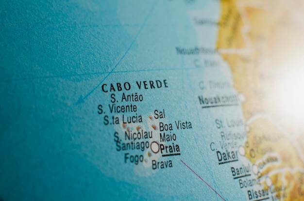 Cerca de Cabo Verde en un mapa del mundo