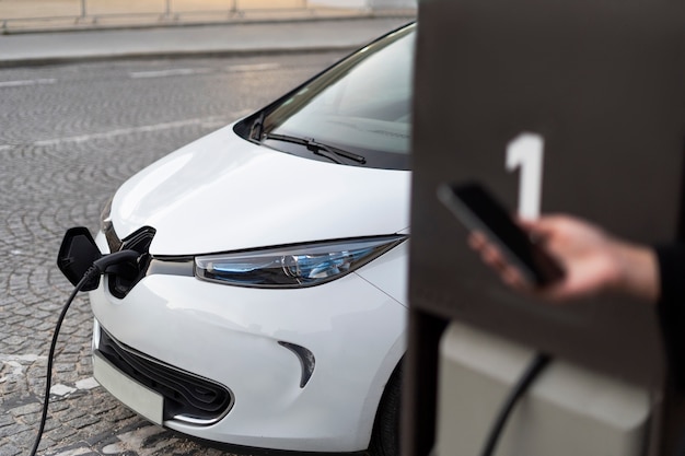 Foto cerca de coche eléctrico en francia