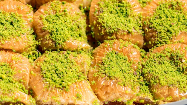 Cerca de la comida tradicional de Chipre, pistacho dulce Baklava.