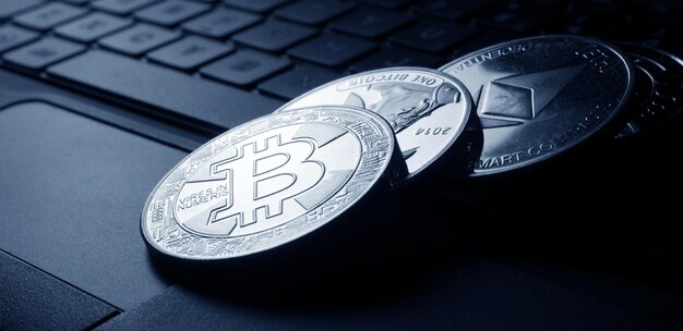 Cerca de monedas digitales Cryptocurrency