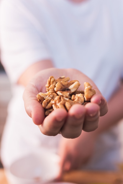 Cerca de un puñado de nueces