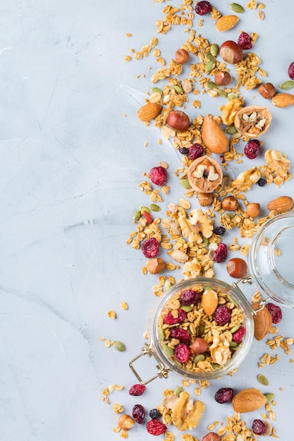 Foto cereais caseiros saudáveis muesli granola no café da manhã