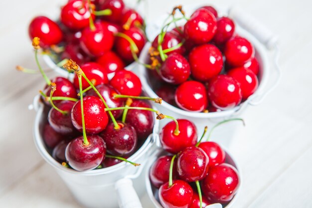 cerejas frescas prontas para comer