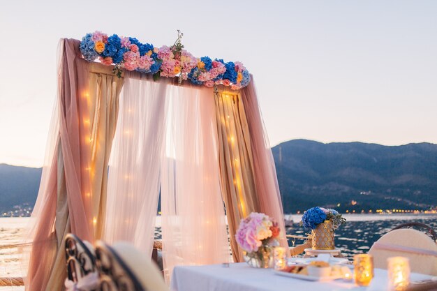 Ceremonia de boda en las montañas