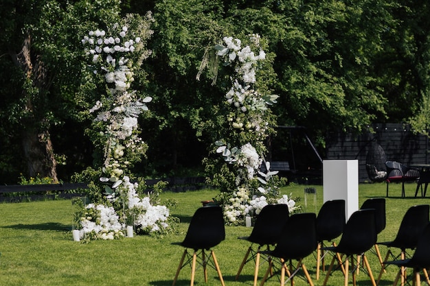 Ceremonia de boda en la naturaleza